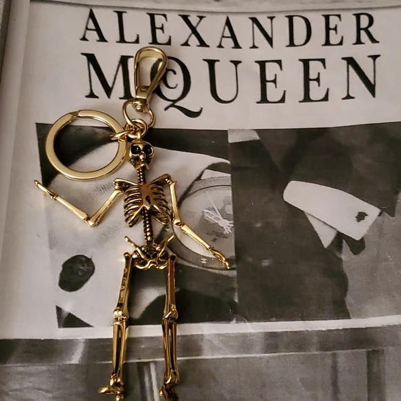 Alexander McQueen Keychain - Picture 5 of 10